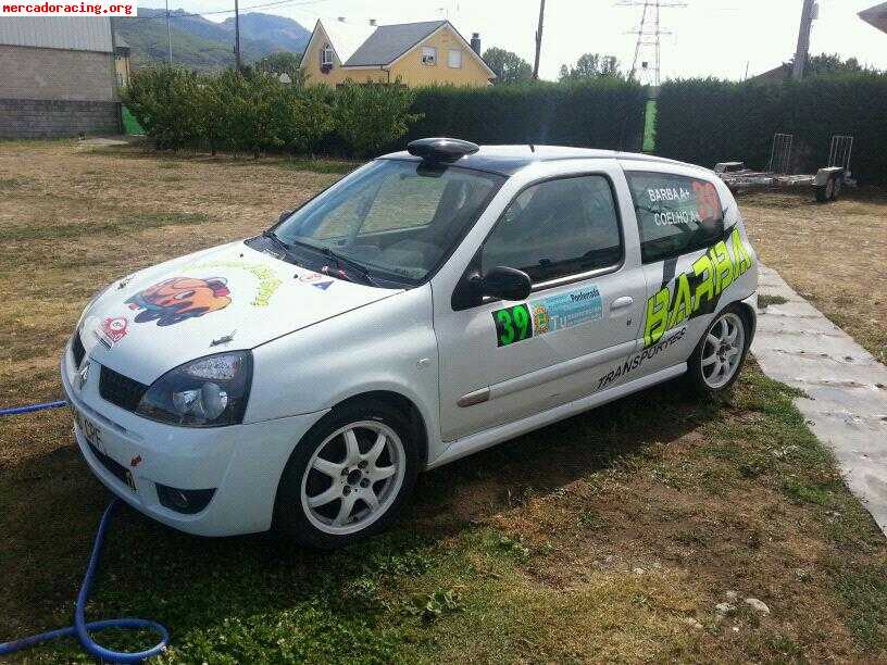 Clio sport gr. n  muy nuevo