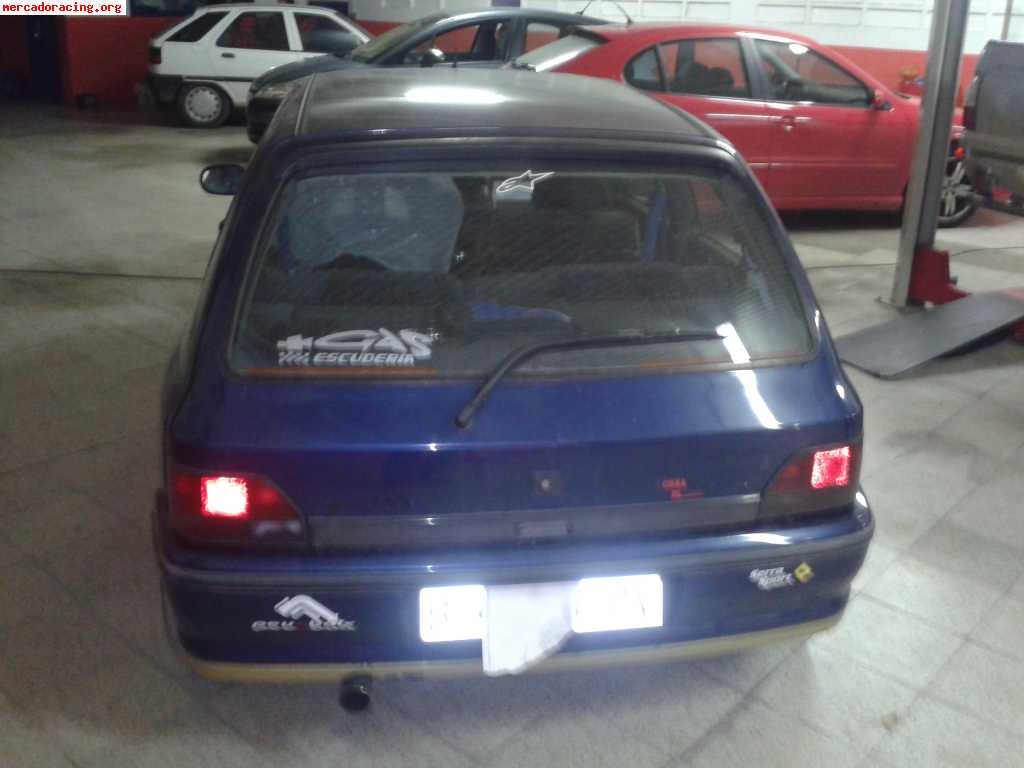 Se vende renault clio 1.8 16v