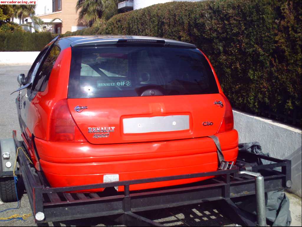 Vendo carroceria clio