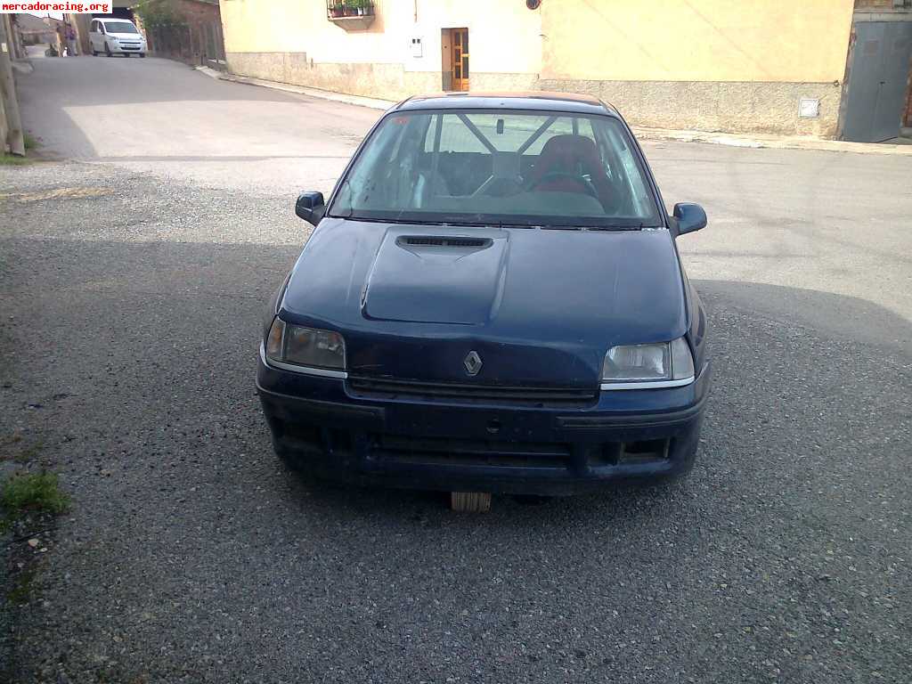Clio williams