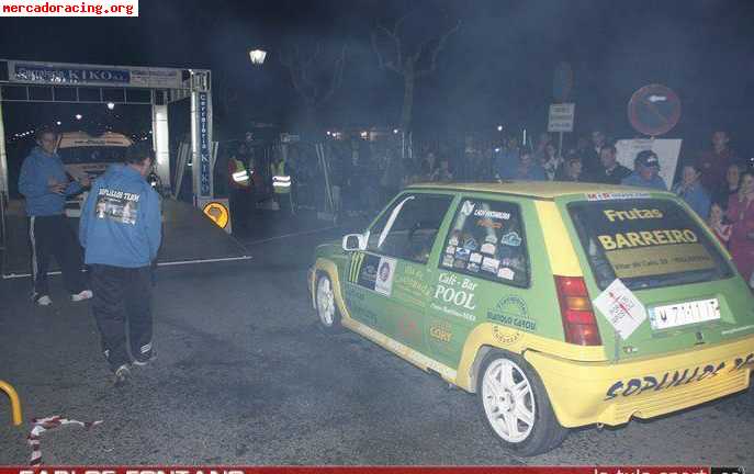 Se vende r5 gt turbo , economico 