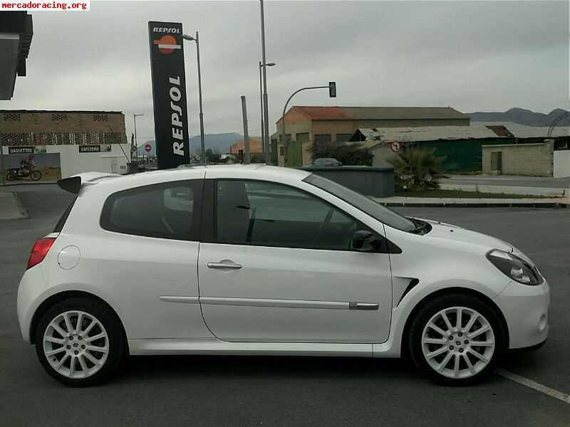 Renault clio sport 200cv