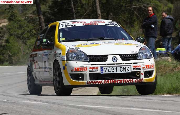 Renault clio f2000