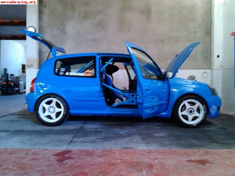 Se vende clio sport gr.n  182cv