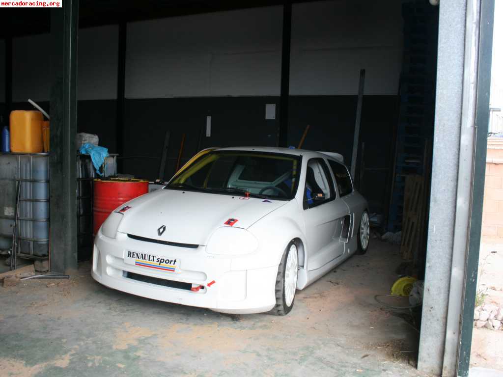 Renault clio v.6 trophy