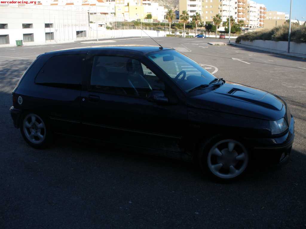 Se vende clio 16v 