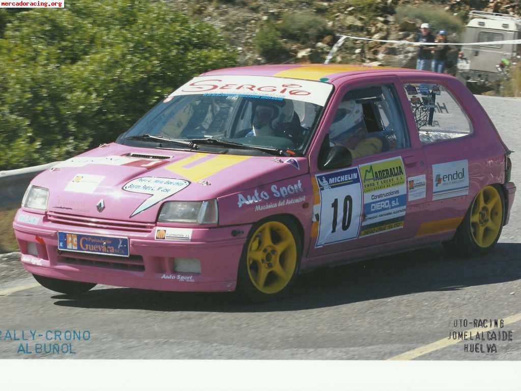 Clio f2000 con documentacio de rally 