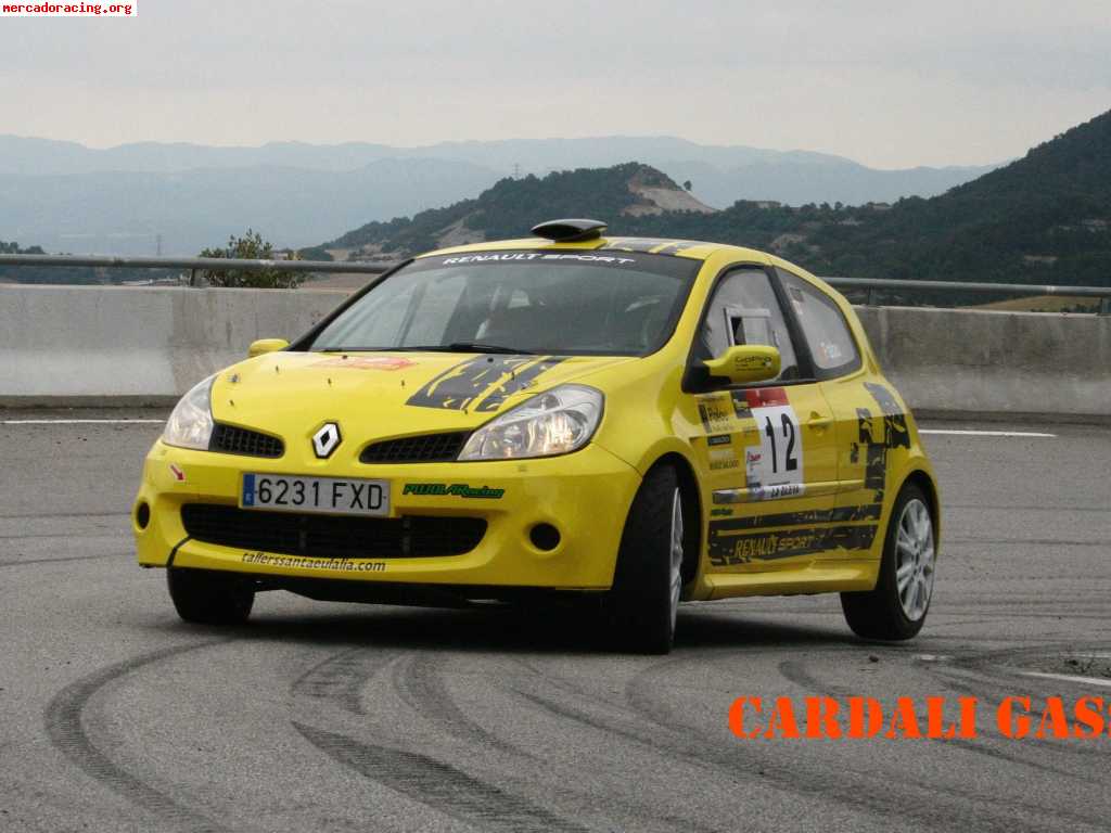 Carles palou vende clio r3