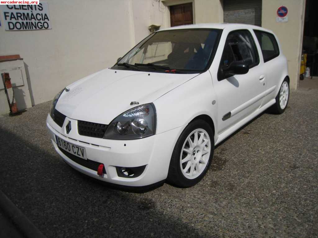 Clio sport f2000