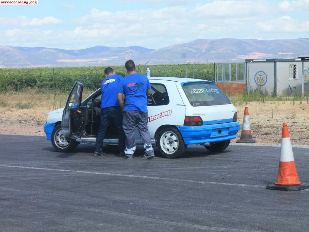 Renault clio 1.8 8v