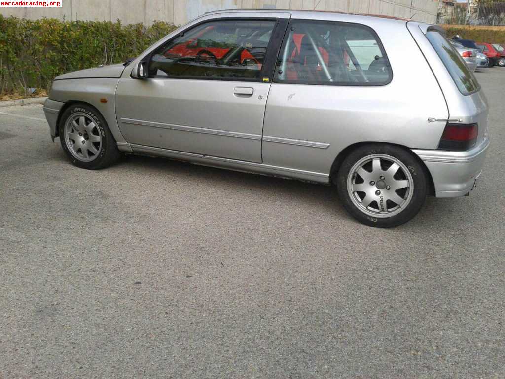 Renault clio 16v motor williams 5800€