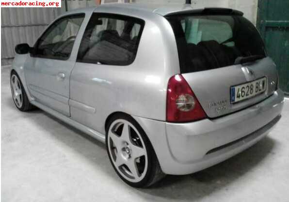 Renault - clio sport