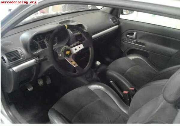 Renault - clio sport