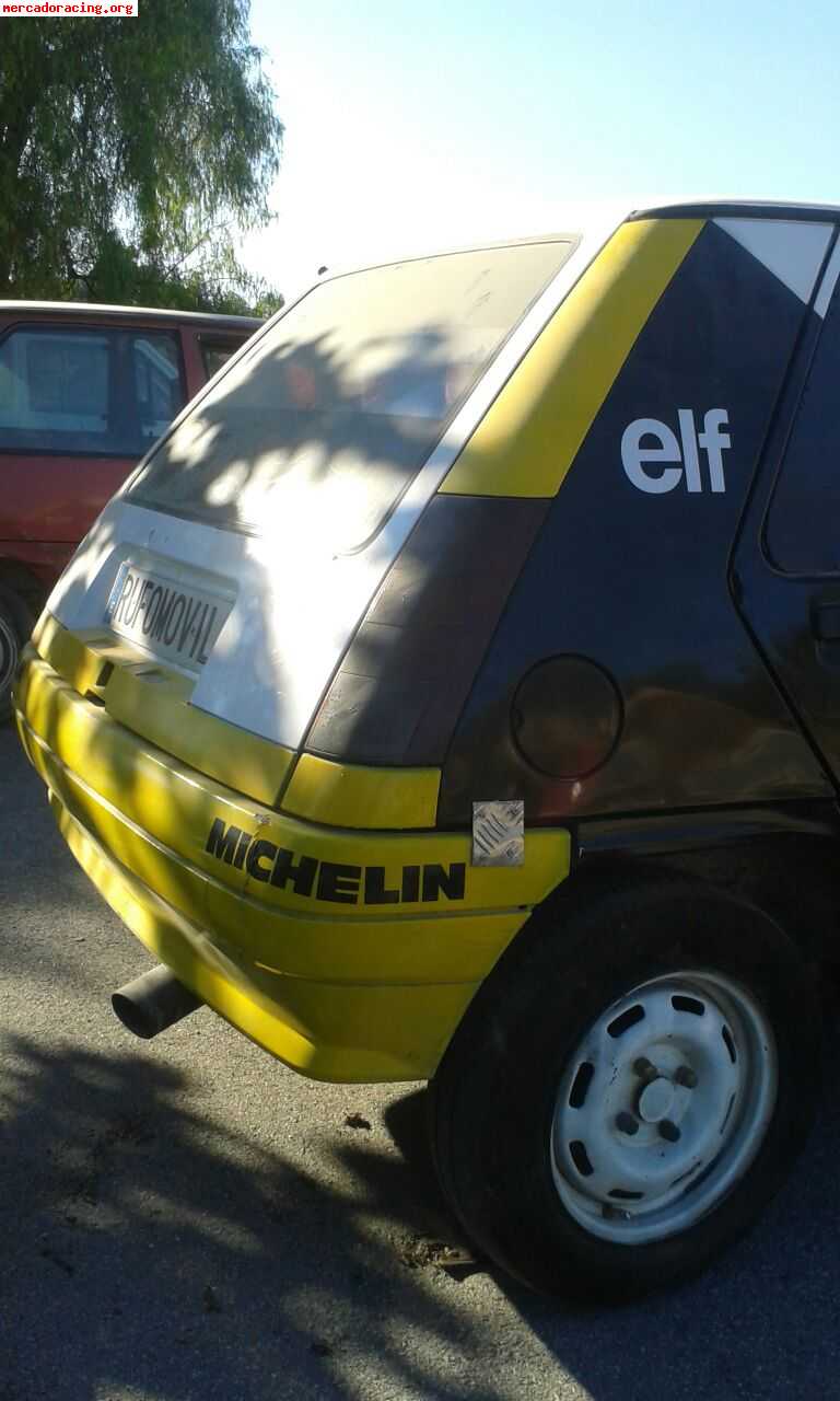 2 renaults 5
