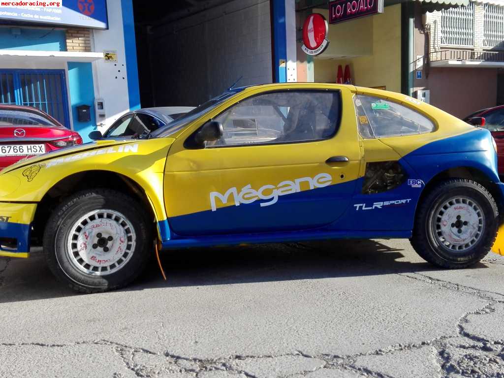 Renault megane maxi
