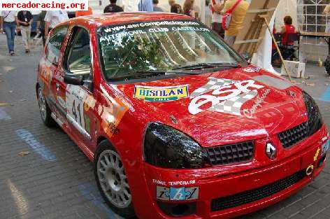 Clio cup hecho para montaña