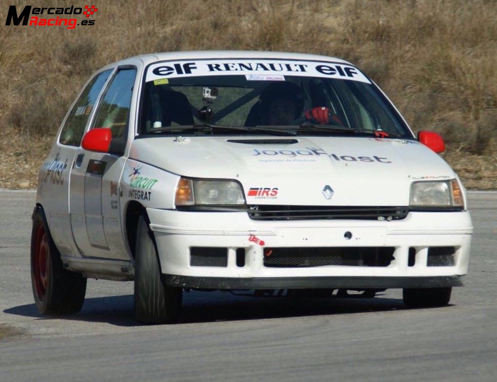 Renault clio 16v. 