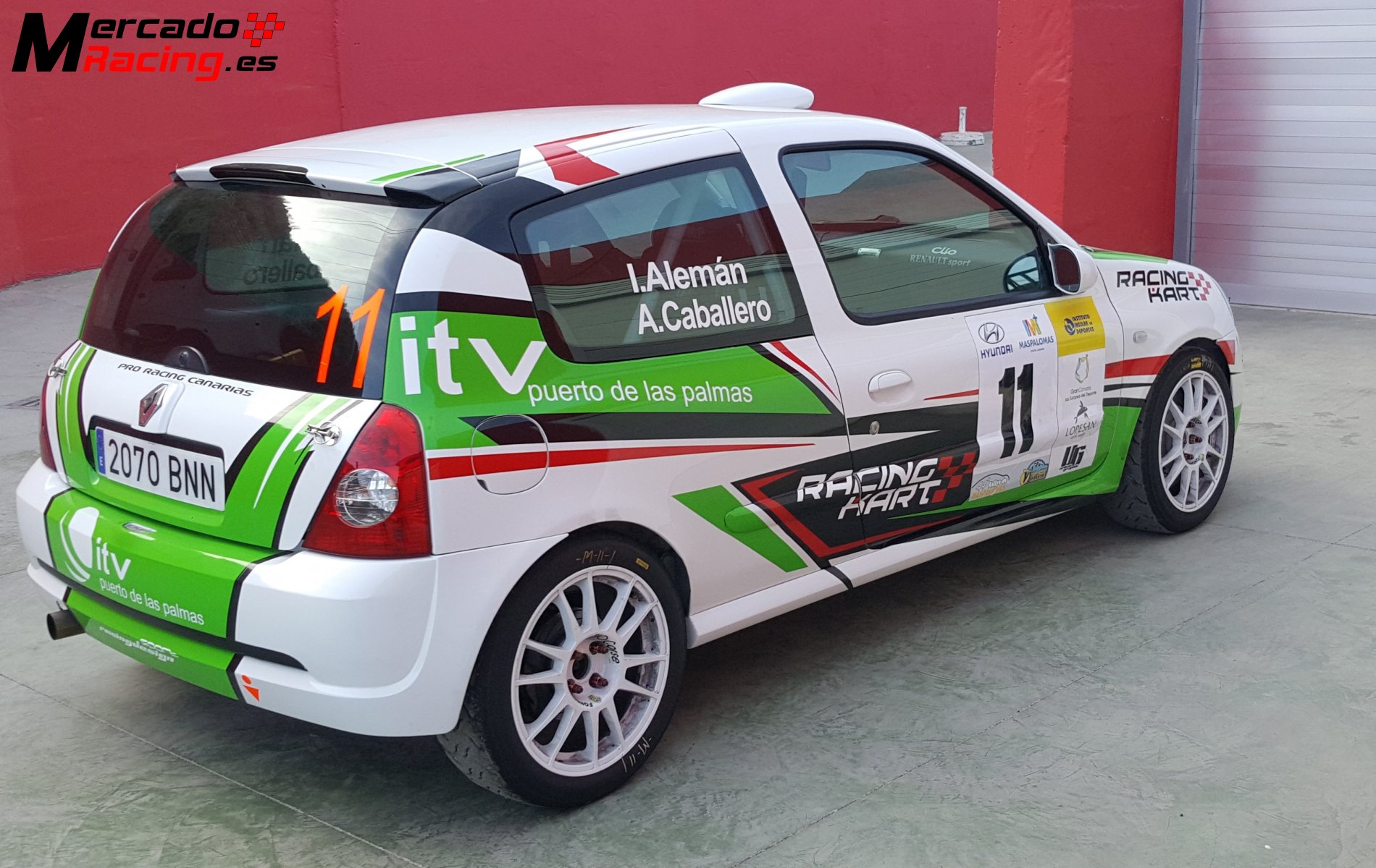Renault clio cup rally