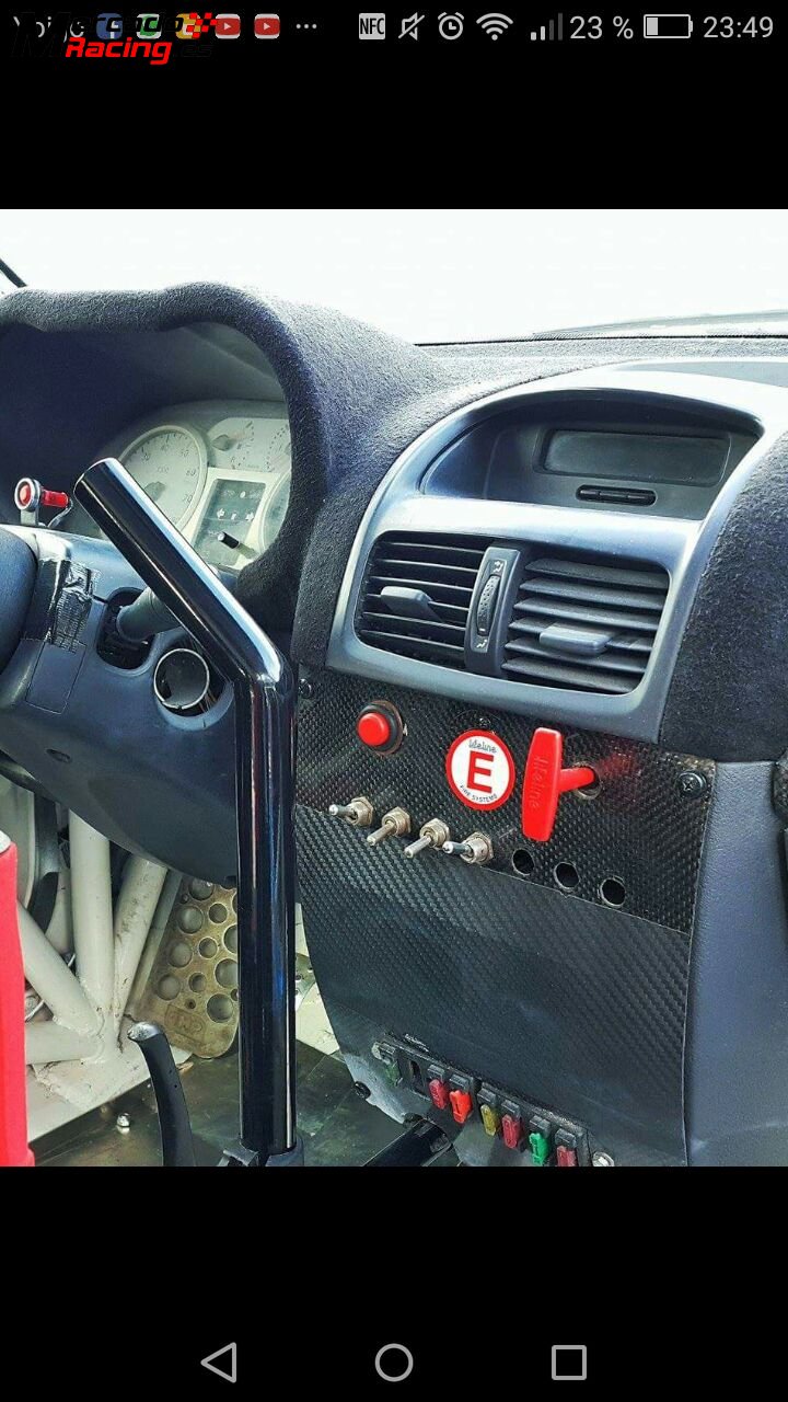 Clío sport f2000 se vende por cambio de proyecto