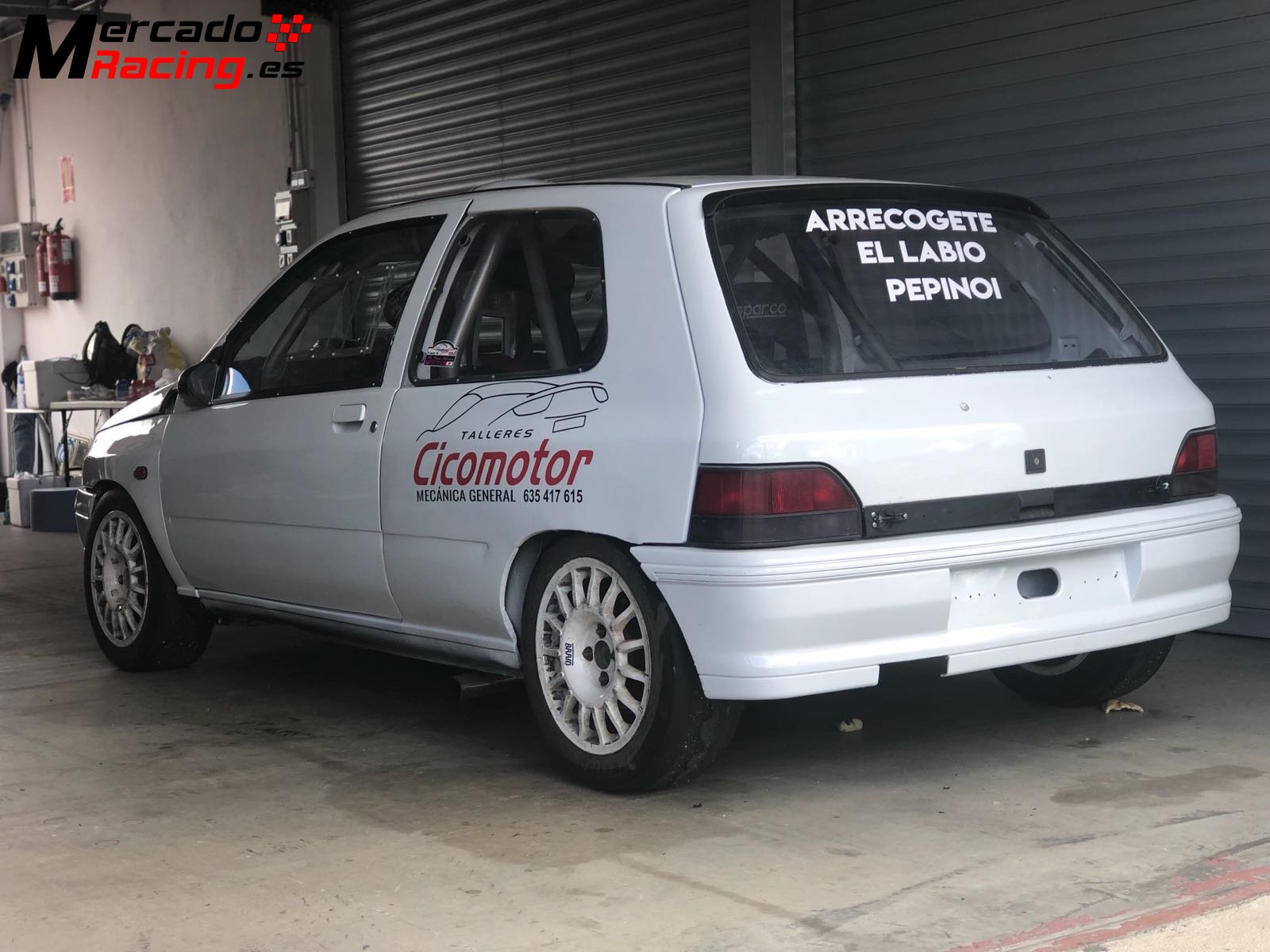 Renault clío 16v de competición 