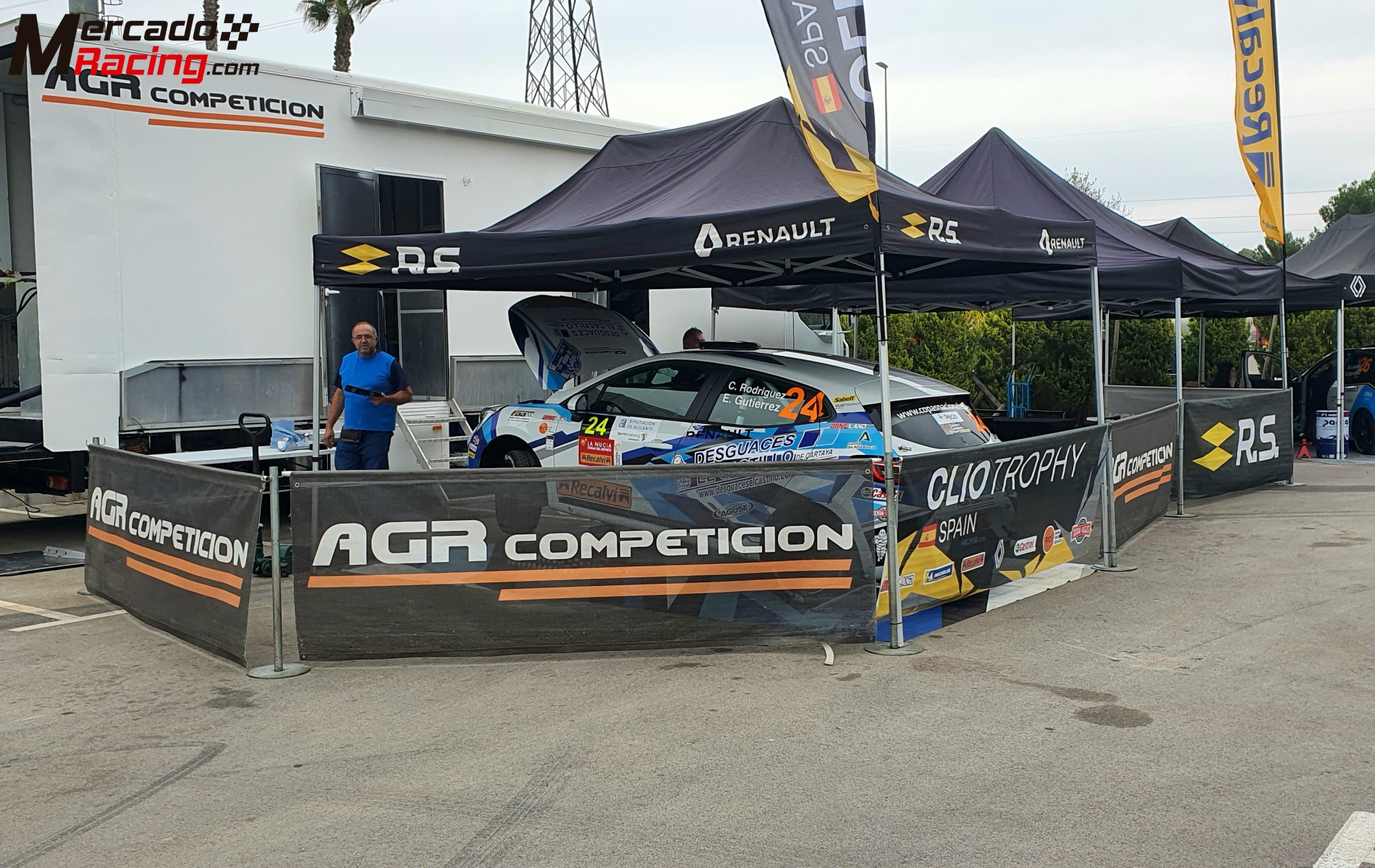 Agr competicion vende o alquila 2 unidades clio rally 5