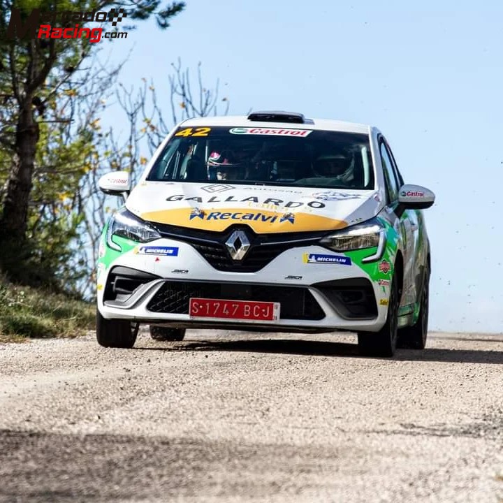 Vendo- alquilo renault clio rally5