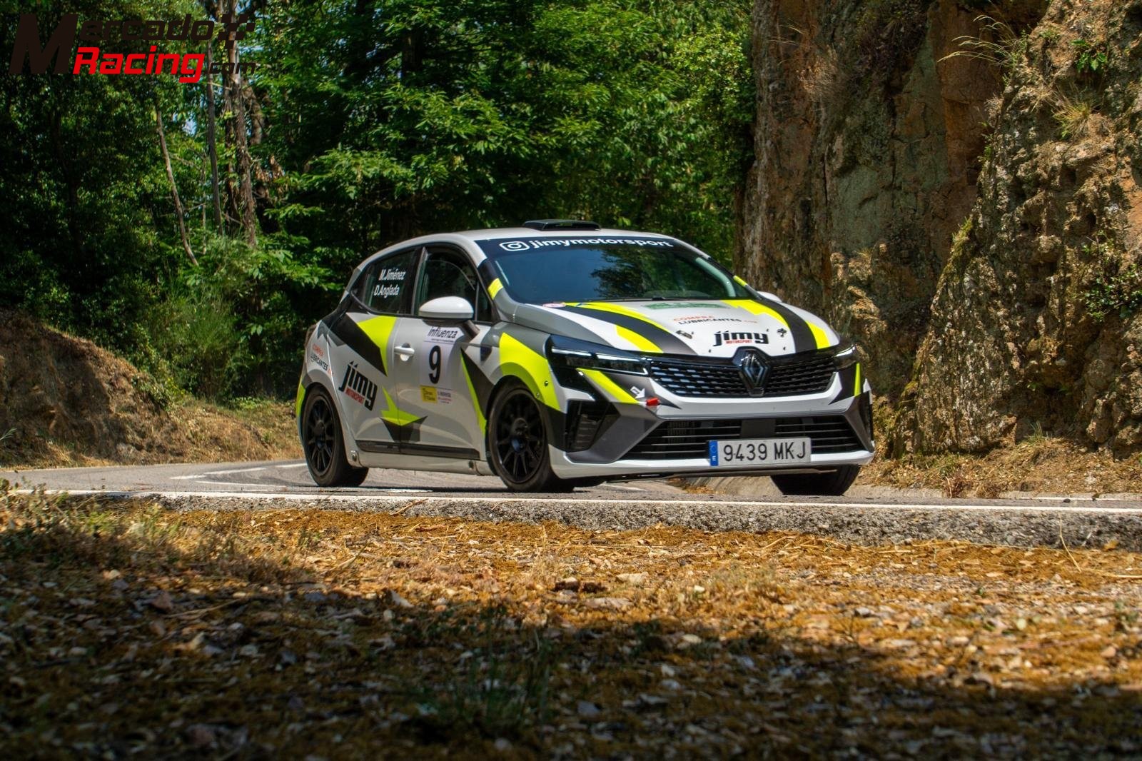 Se vende clio rallye 5 muy nuevo