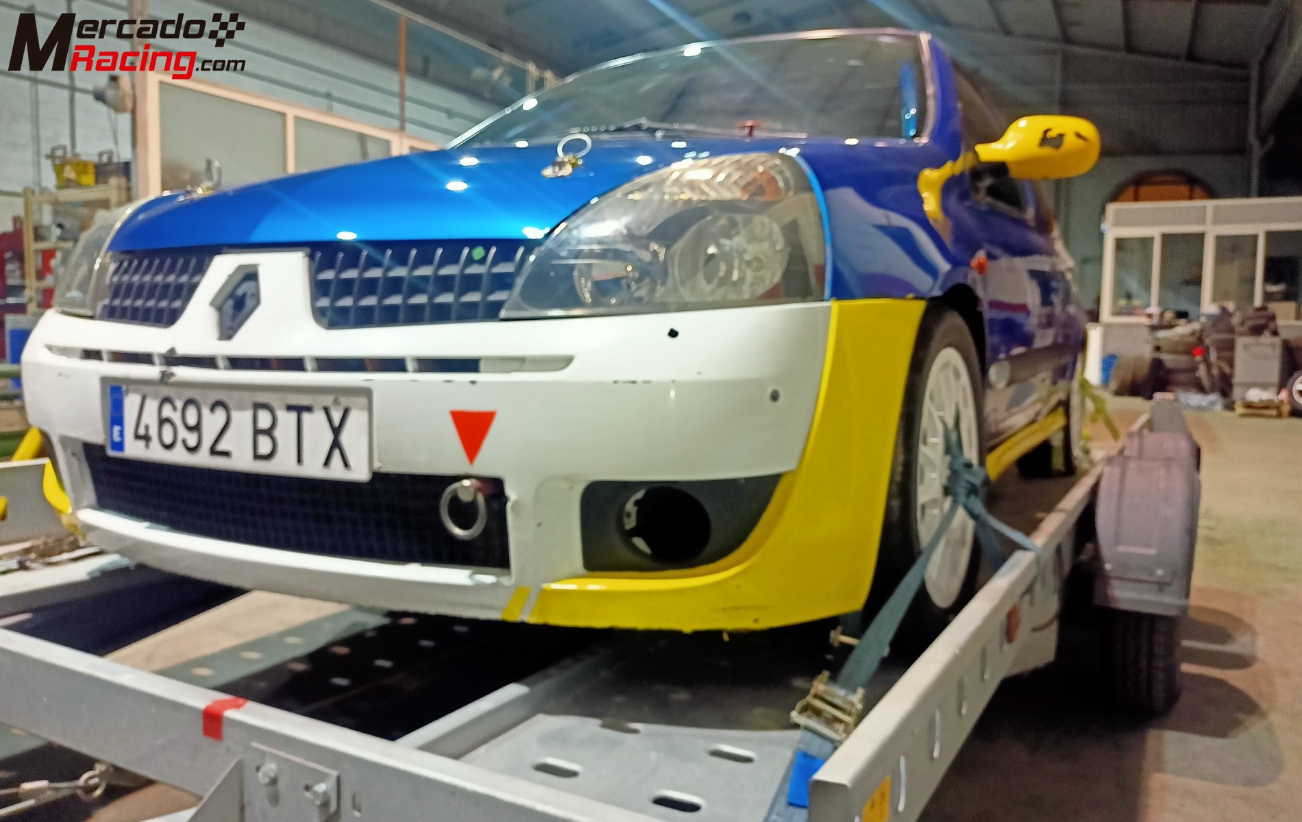 Clio2 copa con documentación de rally 