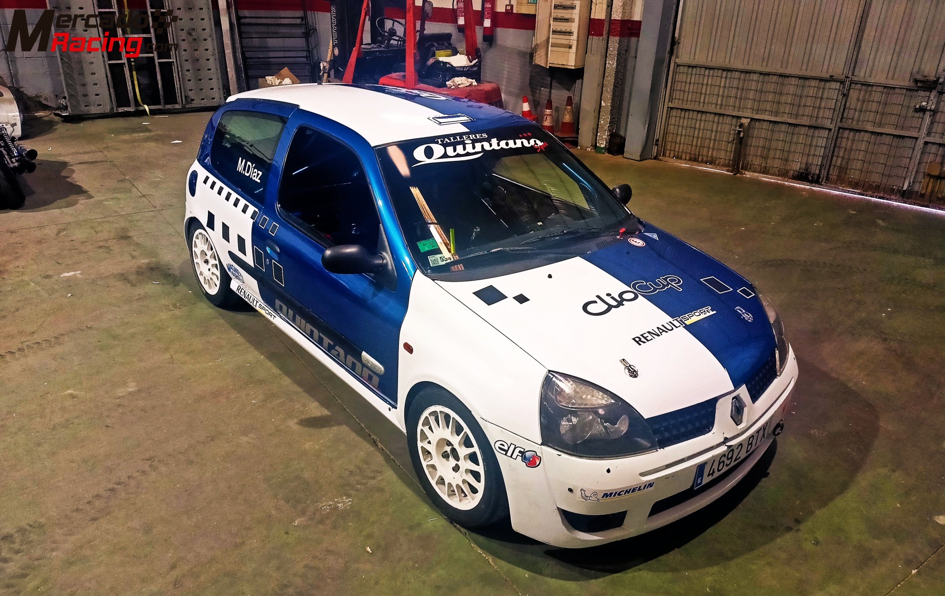 Clio2 cup de rally  f2000 