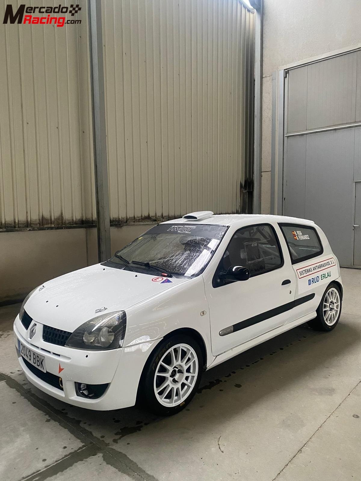 Se vende clio cup 2 rallyes