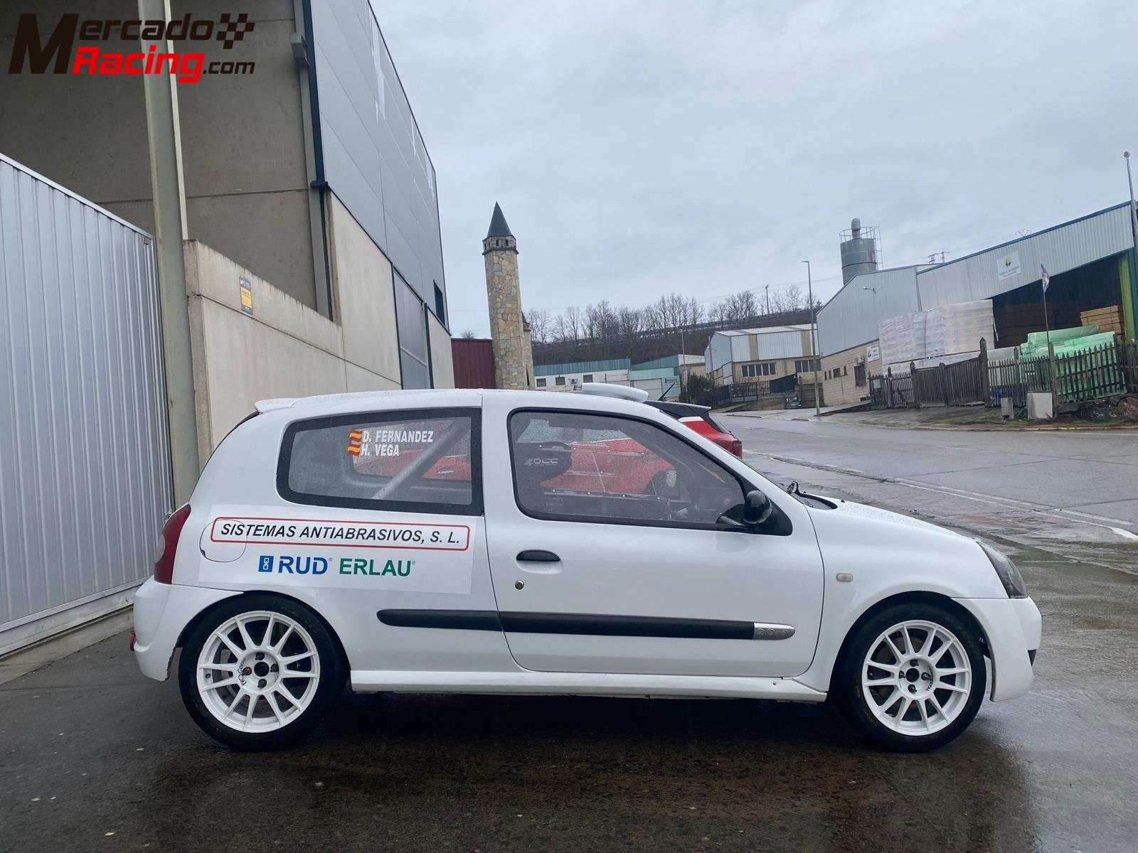 Se vende clio cup 2 rallyes