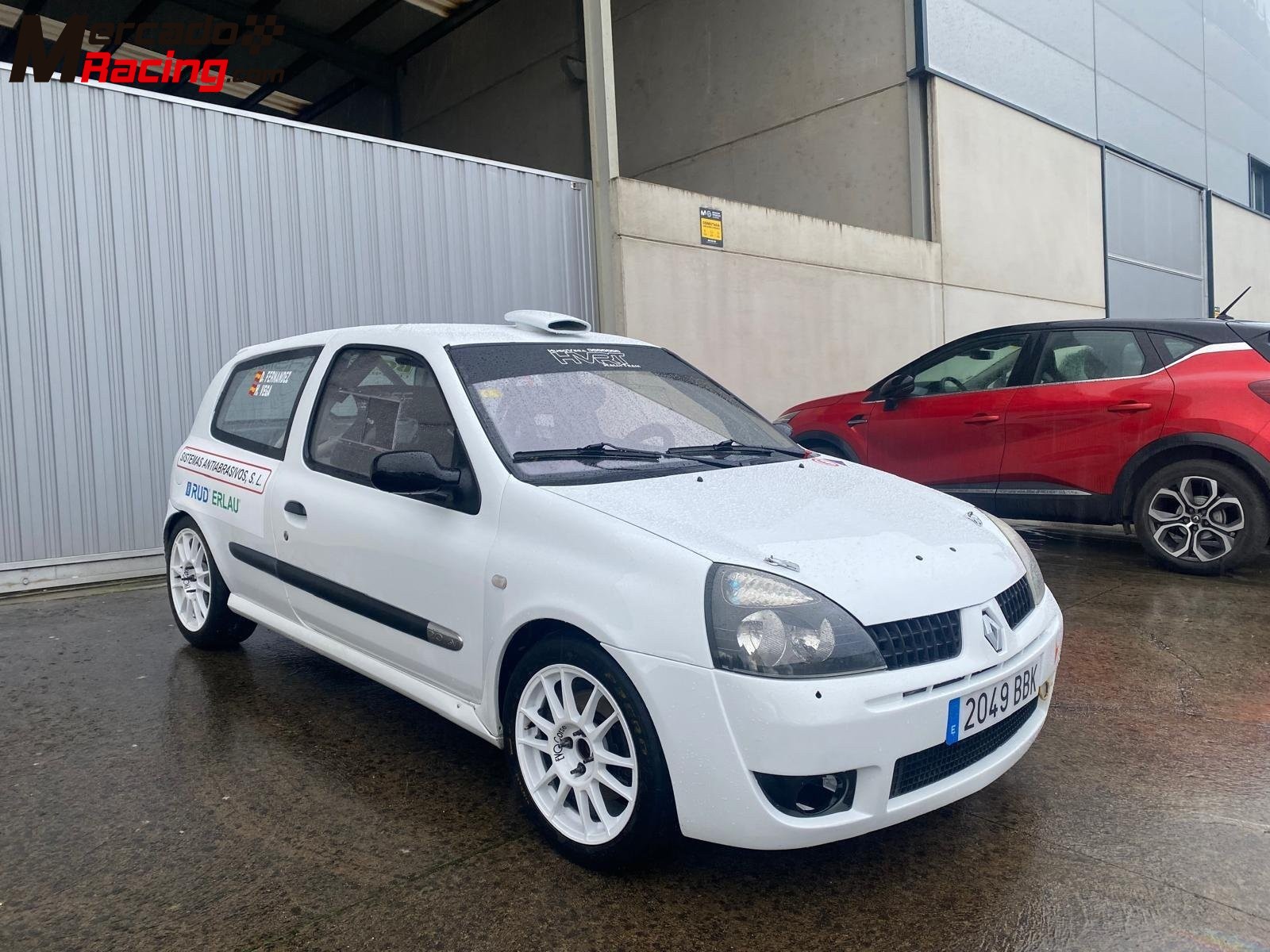 Se vende clio cup 2 rallyes