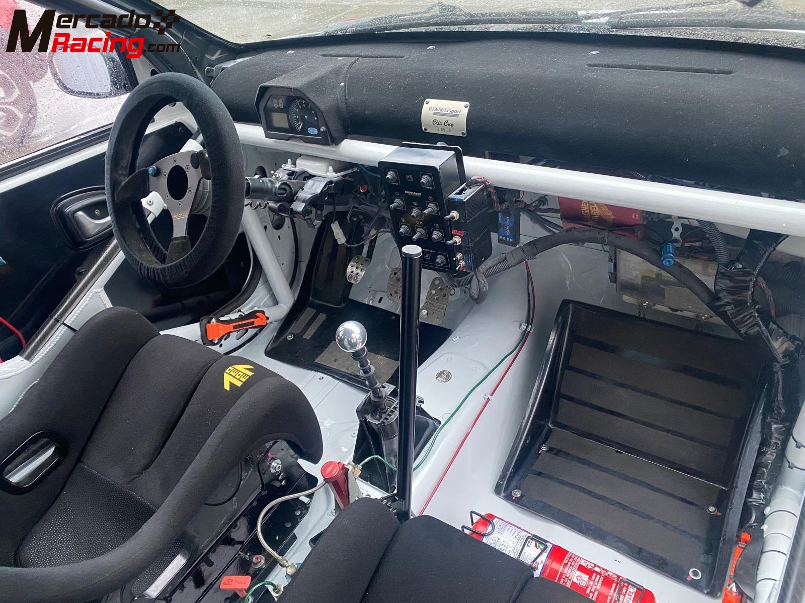 Se vende clio cup 2 rallyes