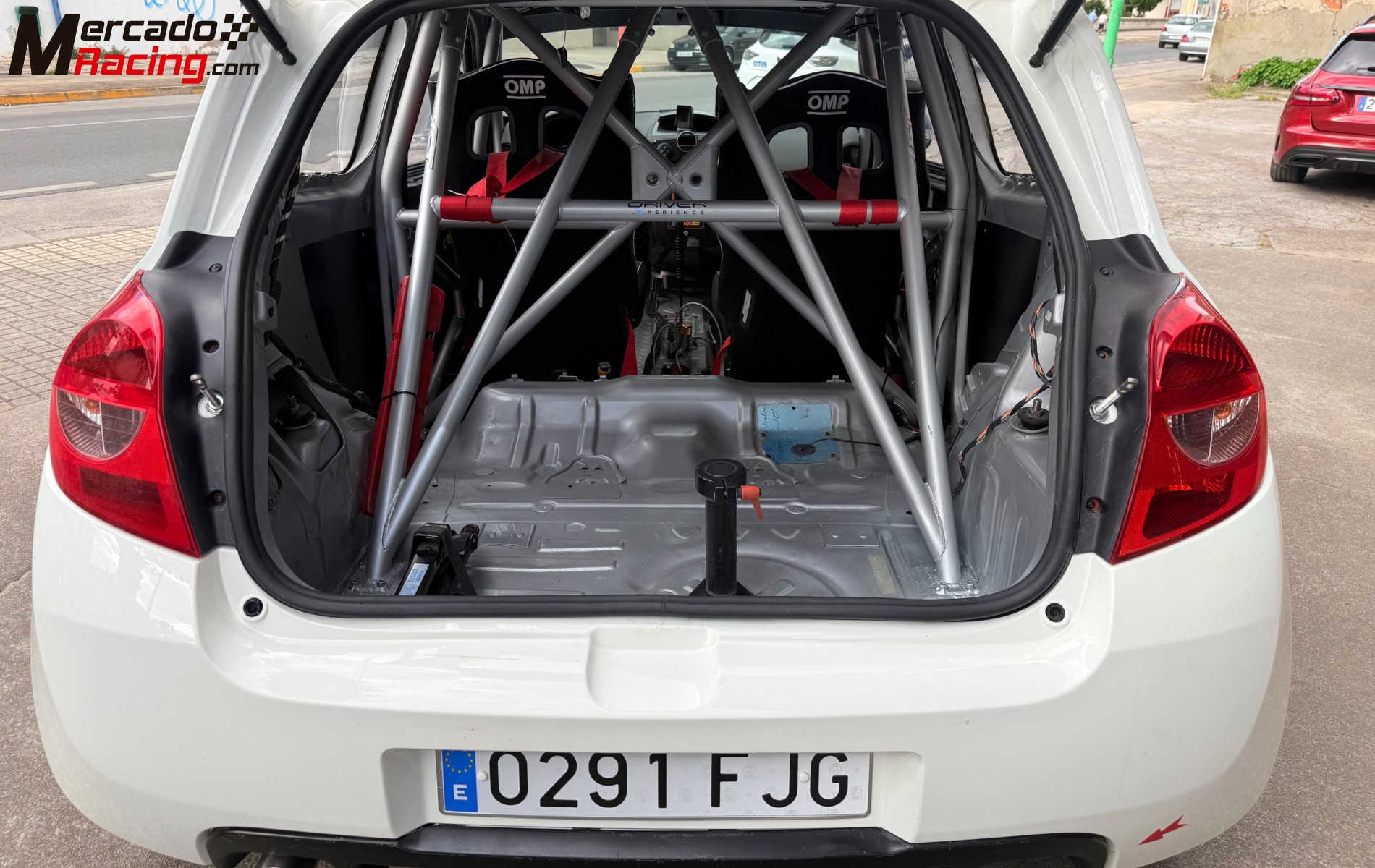 Renault clio r3 f2000