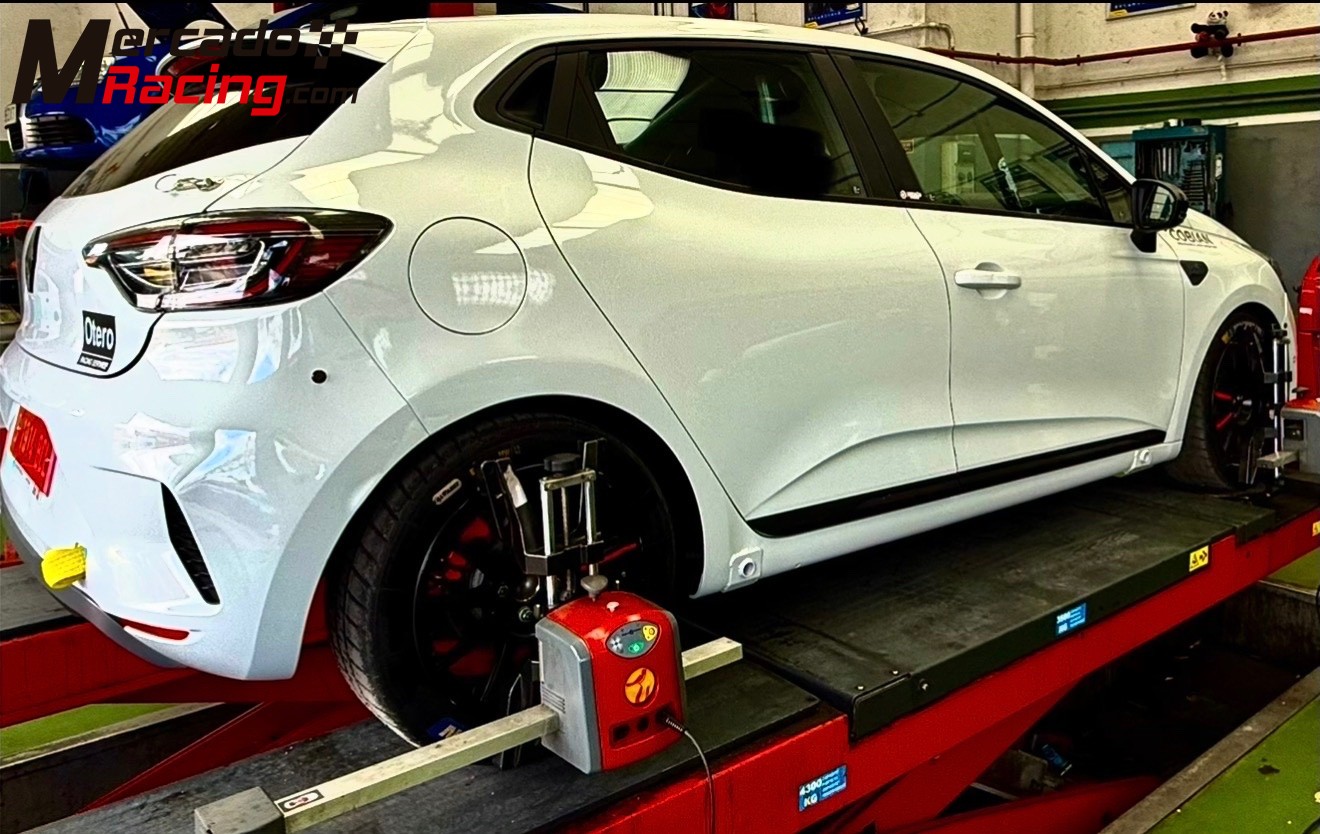 Renault clio rally5 *nuevo* de 2025 de asfalto o tierra, posibilidad de venta con los dos kits + el 