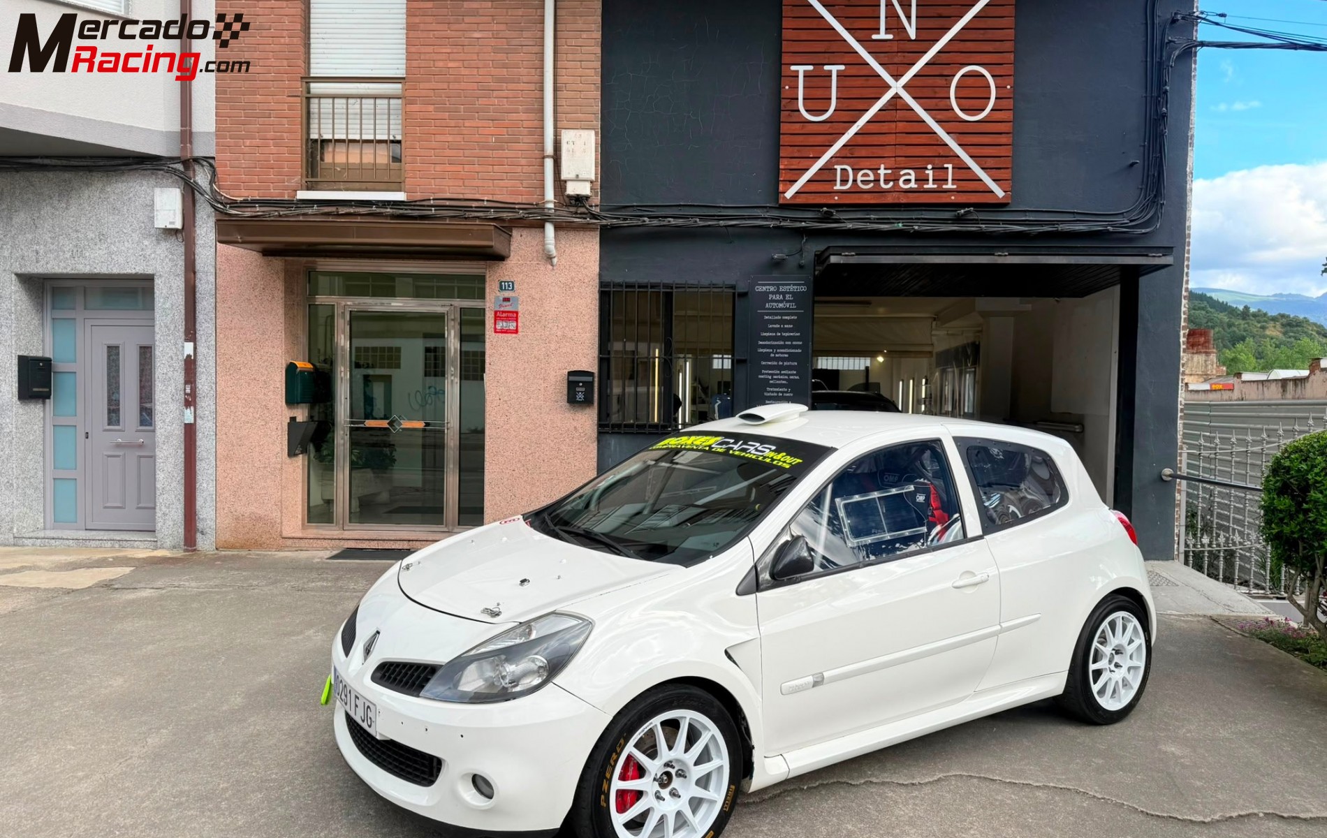 Renault clio f2000