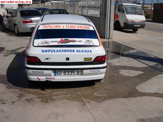 Se vende o cambia renault clio 16v gr:n