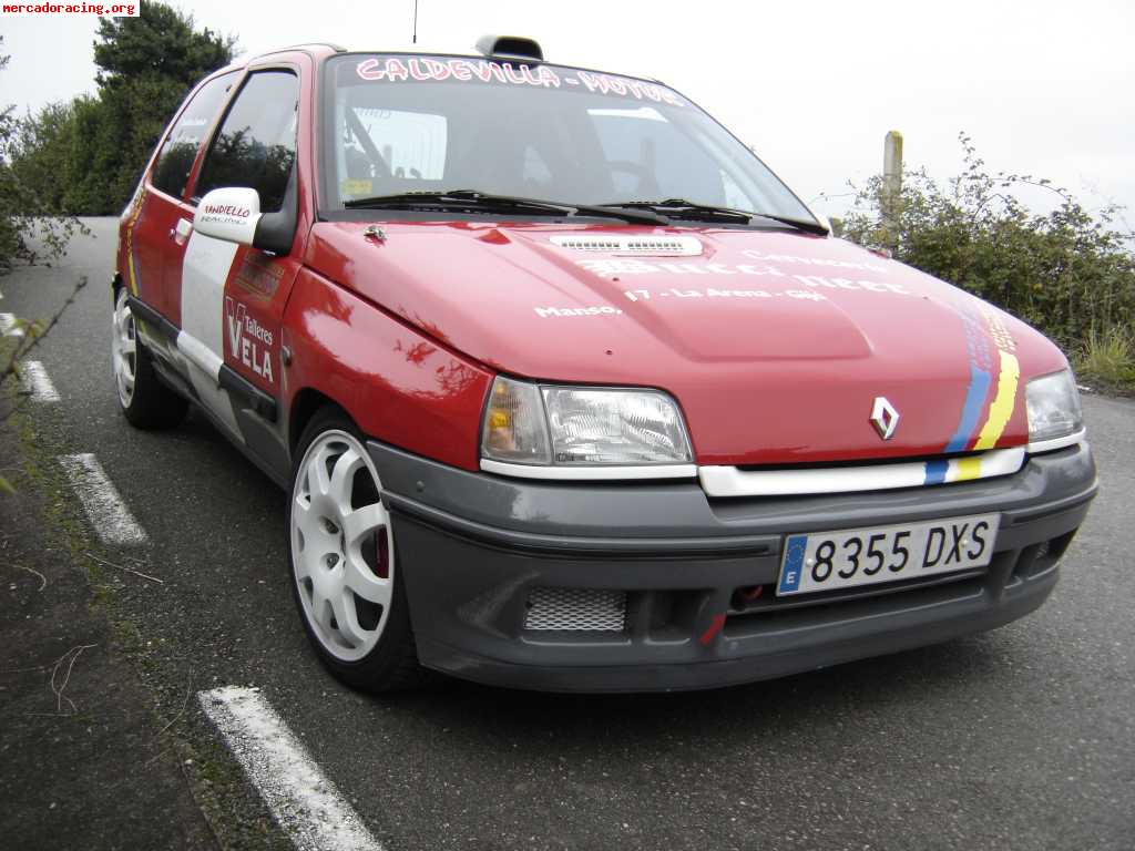 Por dejar la competición, se vende renault clio williams gr.