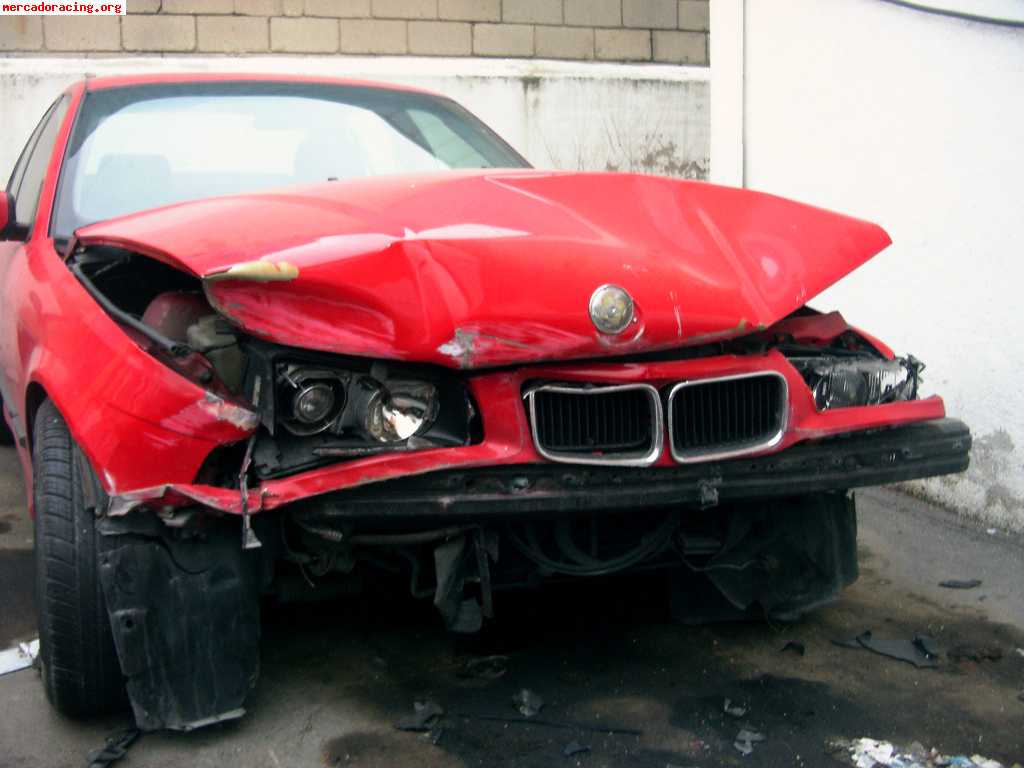 Se vende siniestro reparable bmw 318i 