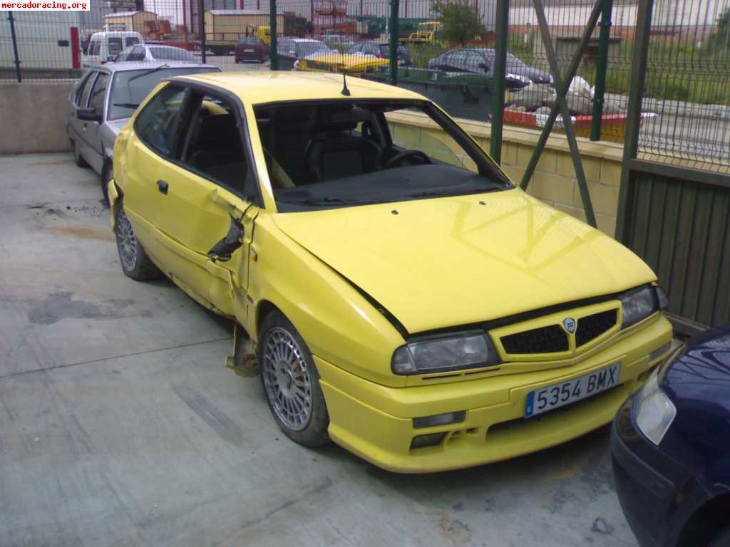 Se sige vendiendo siniestro de lancia delta hpe hf turbo 193