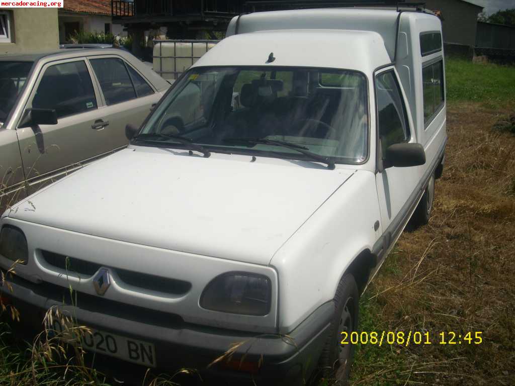 Vendo o cambio renault express año 95 700e