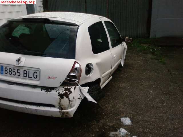 Vendo siniestro de clio sport fase ii