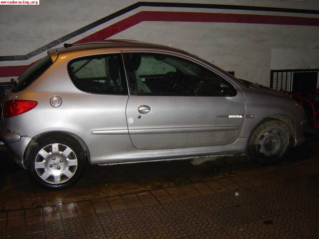 Peugeot 206 hdi 2.0  04  siniestro documentado