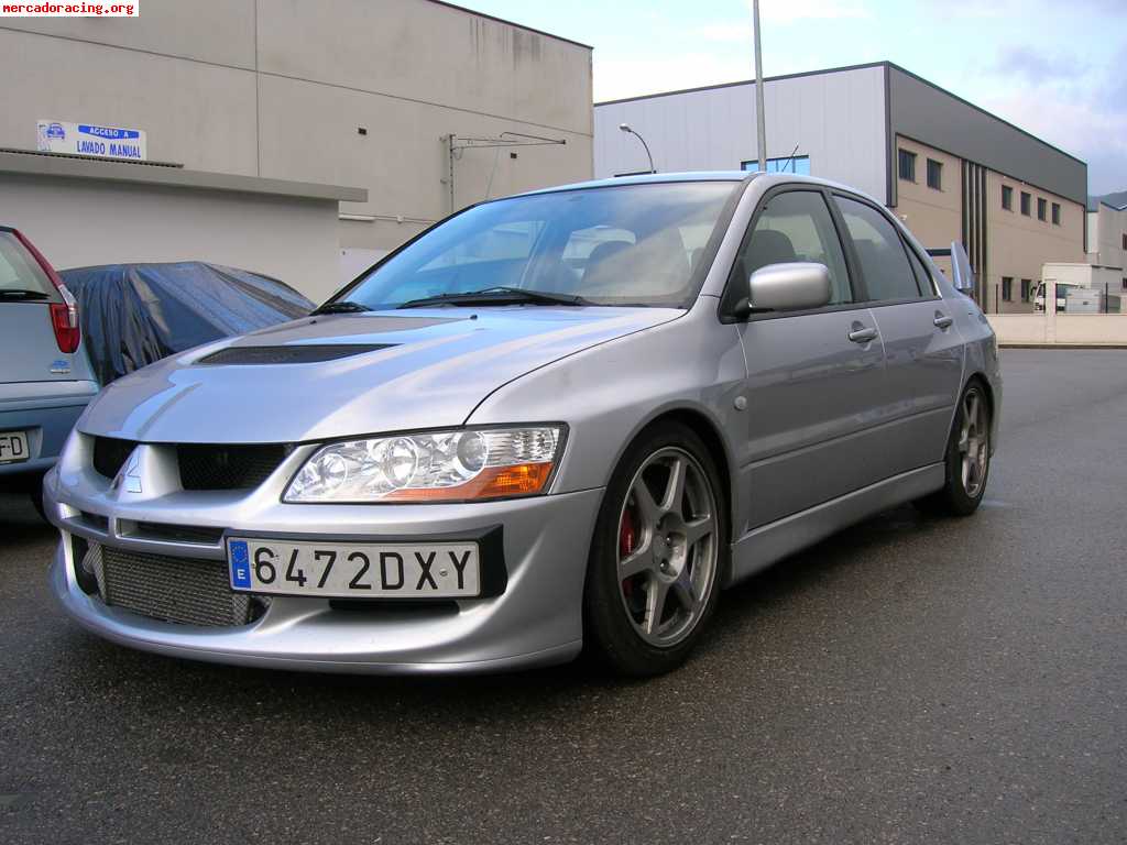 Vendo siniestro documentado de mitsubishi lancer evo viii añ