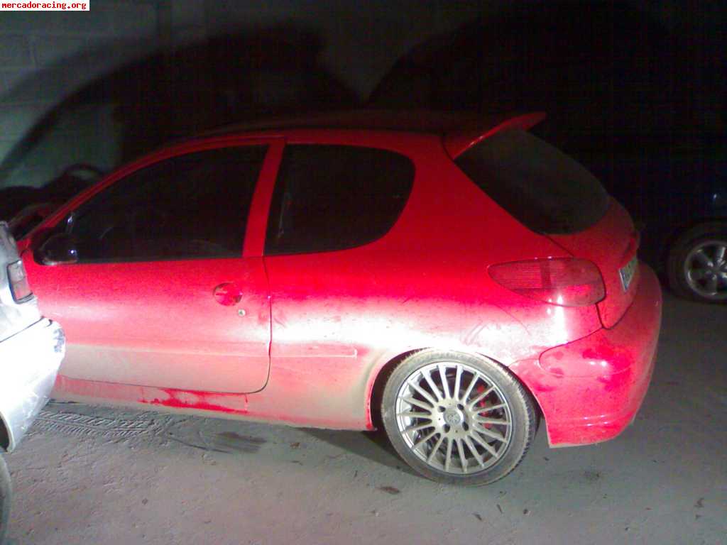 Se vende siniestro 206 gti