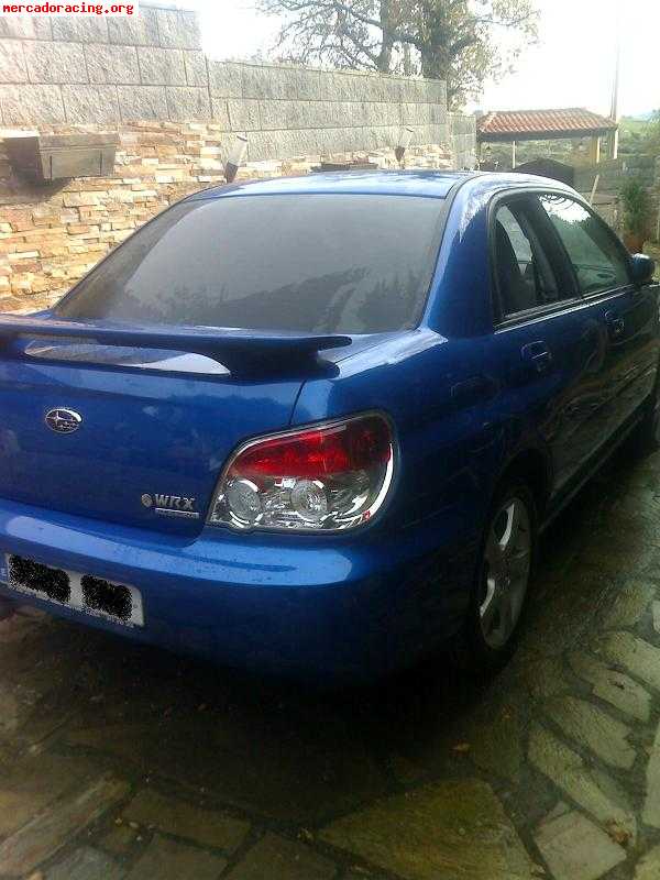 Vendo subaru impreza 2.0 gr wrx del 2007,con golpe.