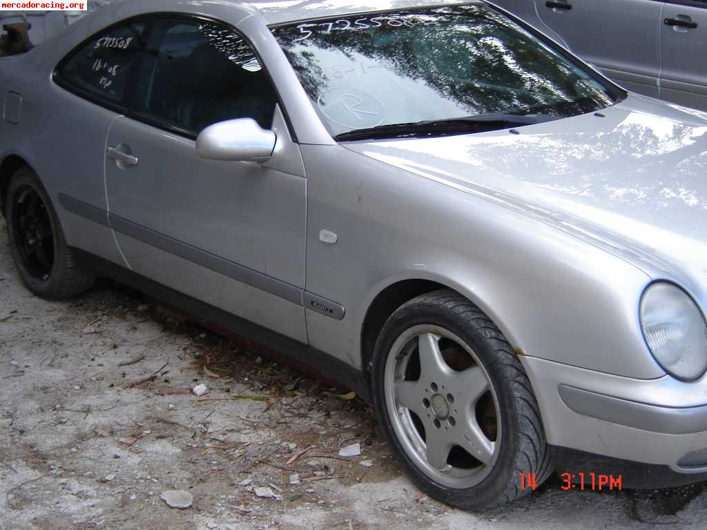 Se vende mercedes clk 320 año 98 para piezas