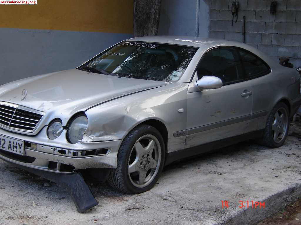 Se vende mercedes clk 320 año 98 para piezas