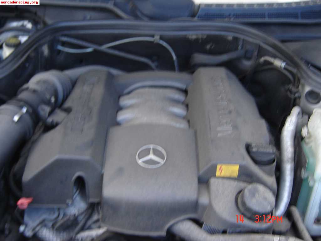Se vende mercedes clk 320 año 98 para piezas