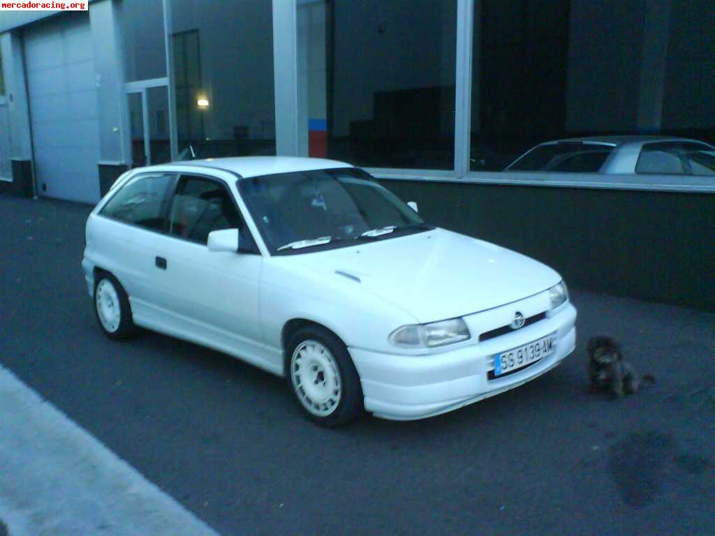 Se vende opel astra gsi 8v